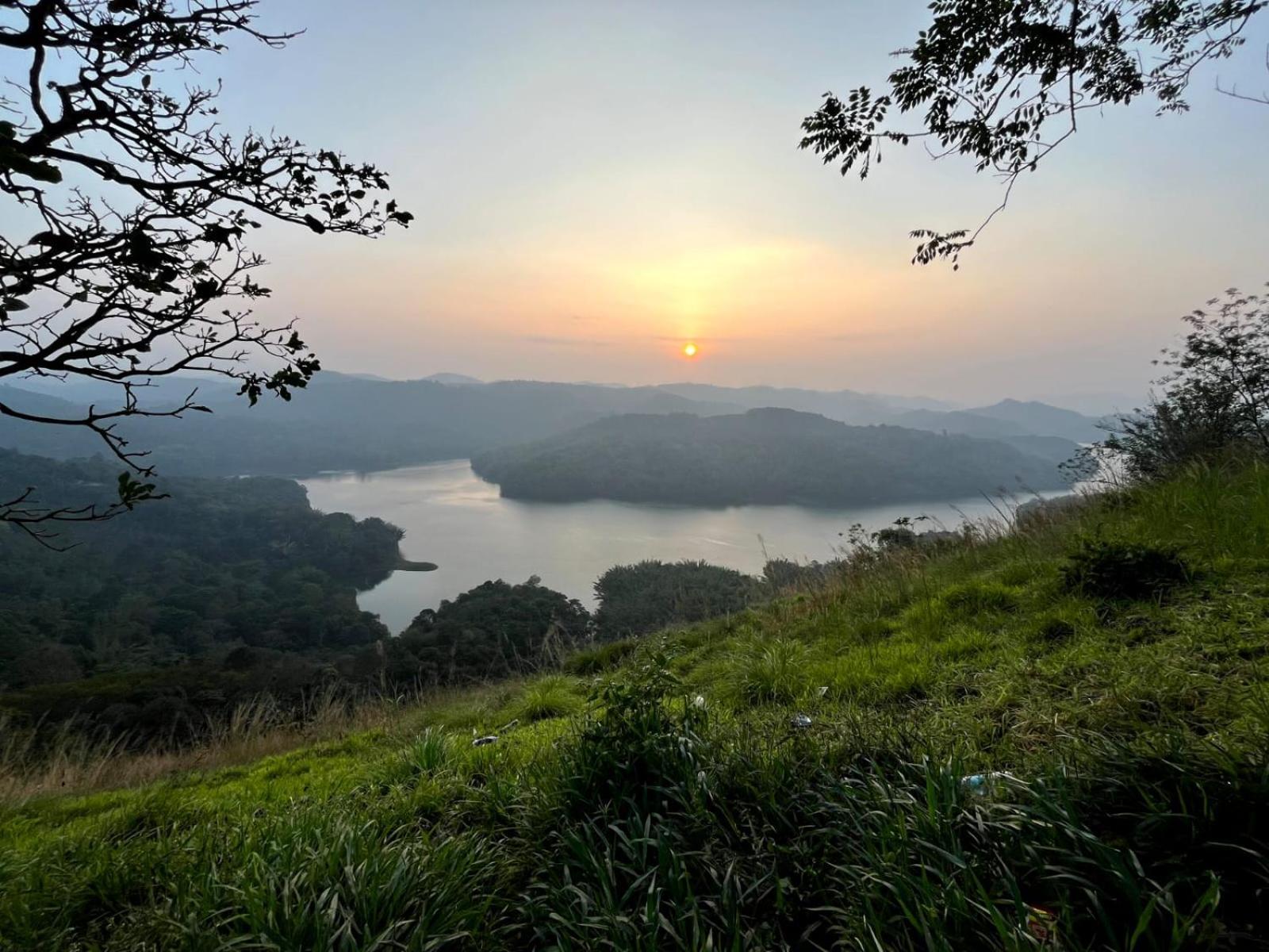 Munnar Village Homes Kültér fotó